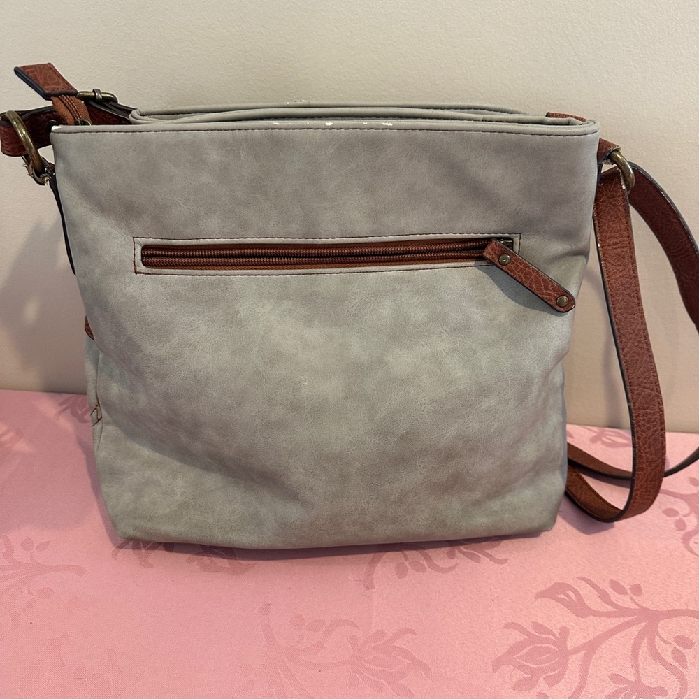 BOC Born Concepts Gray Faux Leather Crossbody Shoulder Bag Purse - Picture 3 of 9